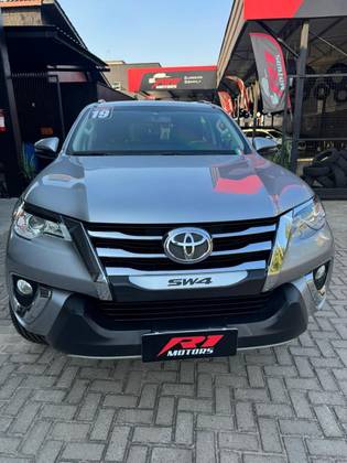 TOYOTA HILUX SW4 2.7 SRV 7 LUGARES 4X2 16V FLEX 4P AUTOMÁTICO